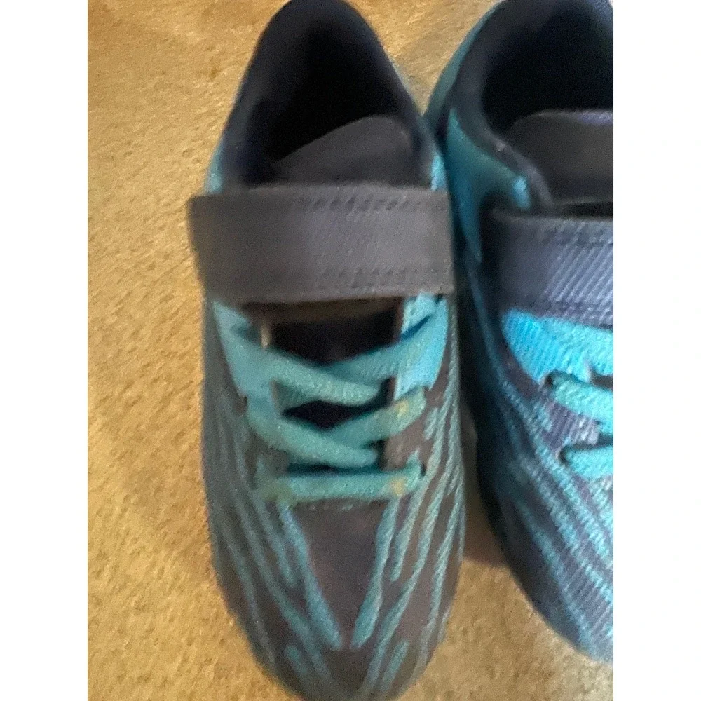 Deja Tu Huella Kids Blue Black Soccer Cleats‎ Athletic Shoes Size 9 Toddler